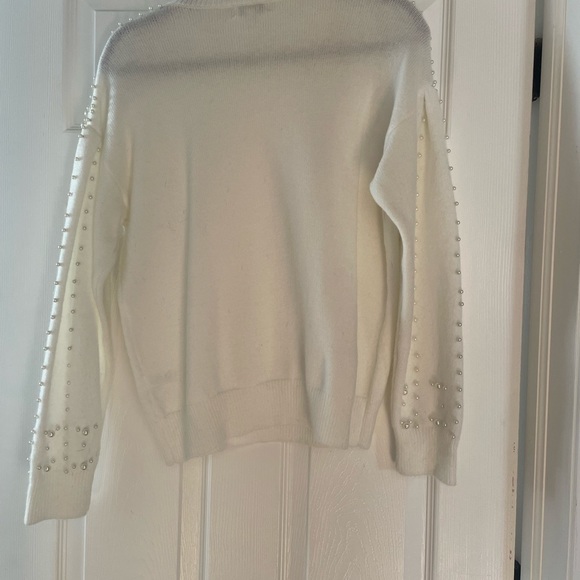 Winter White Pearl Sweater - Picture 2 of 3